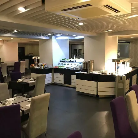 Mim Hotel 4*