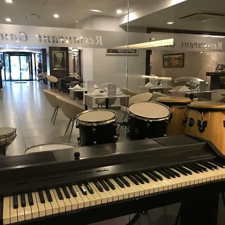Mim Hotel 4*