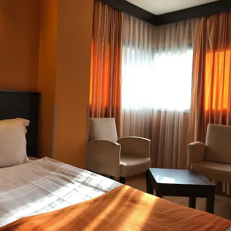 Mim Hotel 4*
