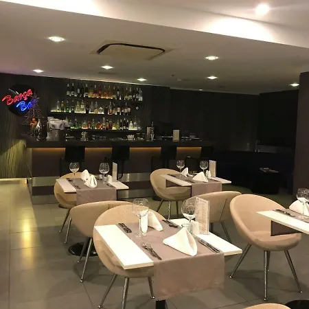 ميم 4*